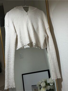 Moon & Madison Knit Hooded Zip Women Sweater in Off-White - L